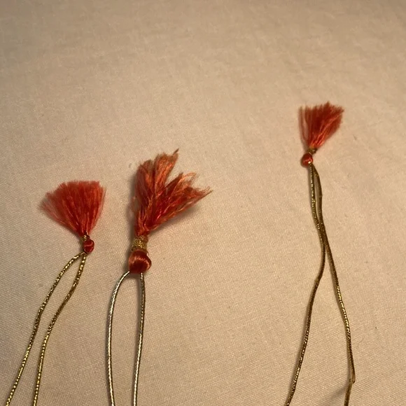 Kasmir Art Paper mache ornaments tassel hand painted - Picture 9 of 16